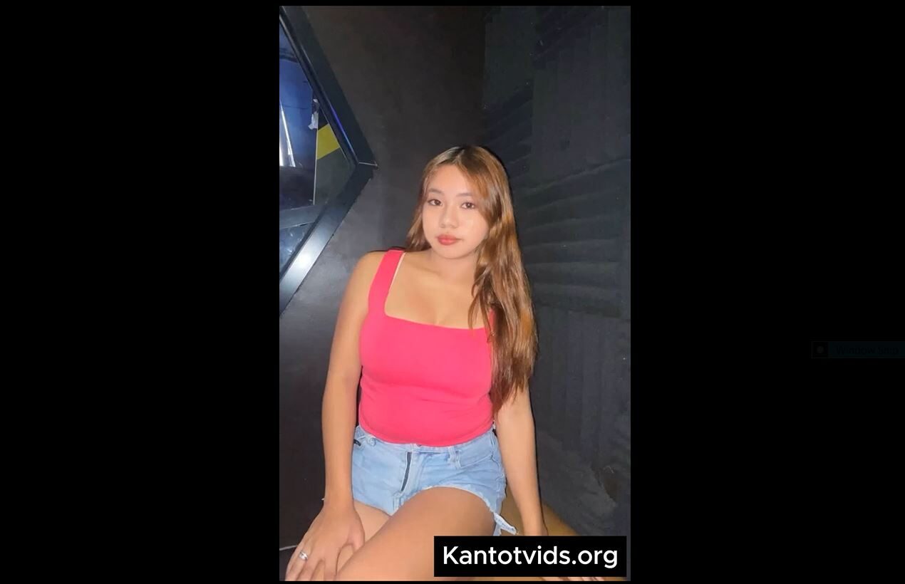 Maganda At Masarap Na Pangangatawan Na Dilag Na Handang Ipakita Ang Lahat